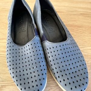 Ecco Perforated blue Slip-On Shoes